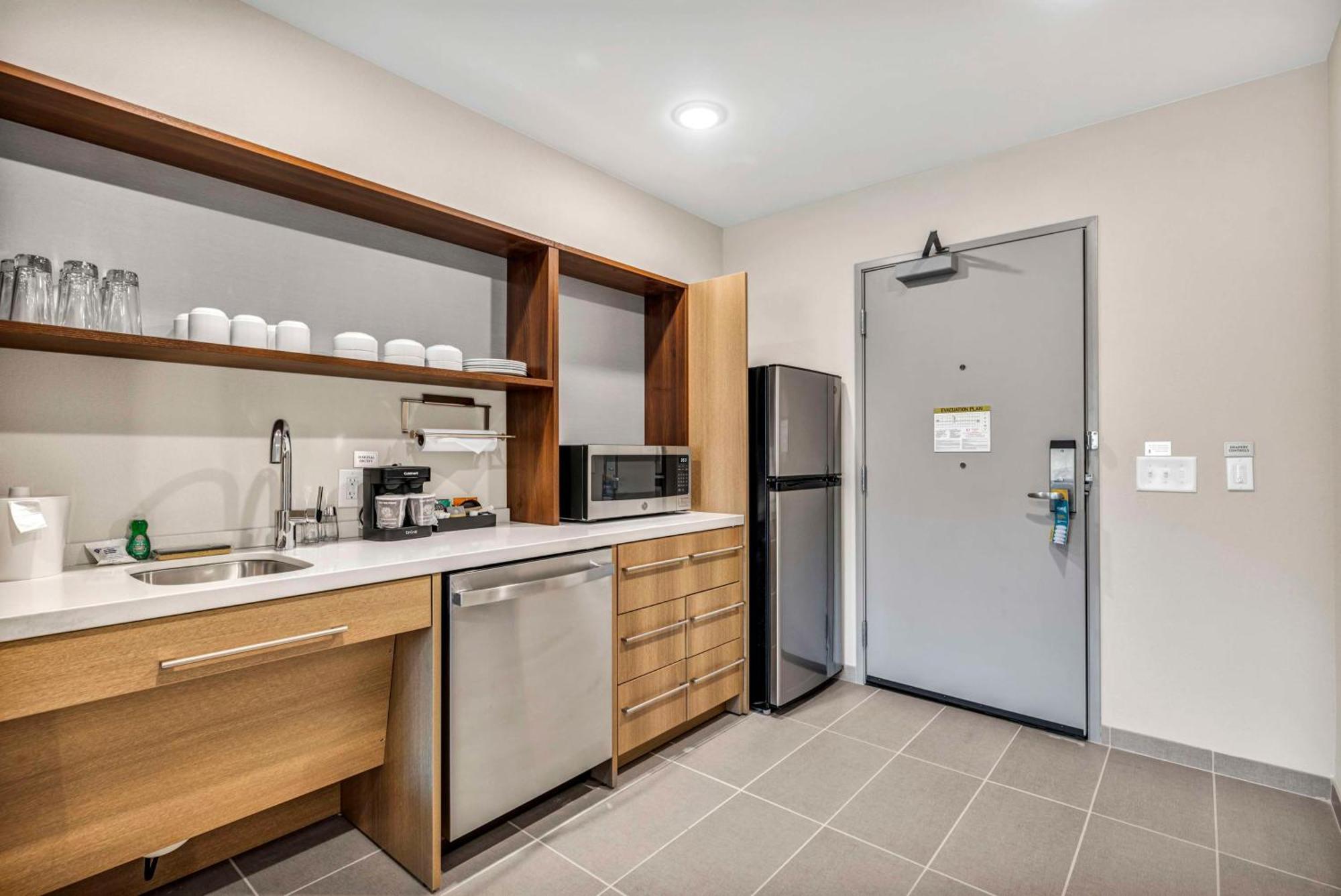 Home2 Suites By Hilton Raleigh West Lenovo Center Exteriér fotografie