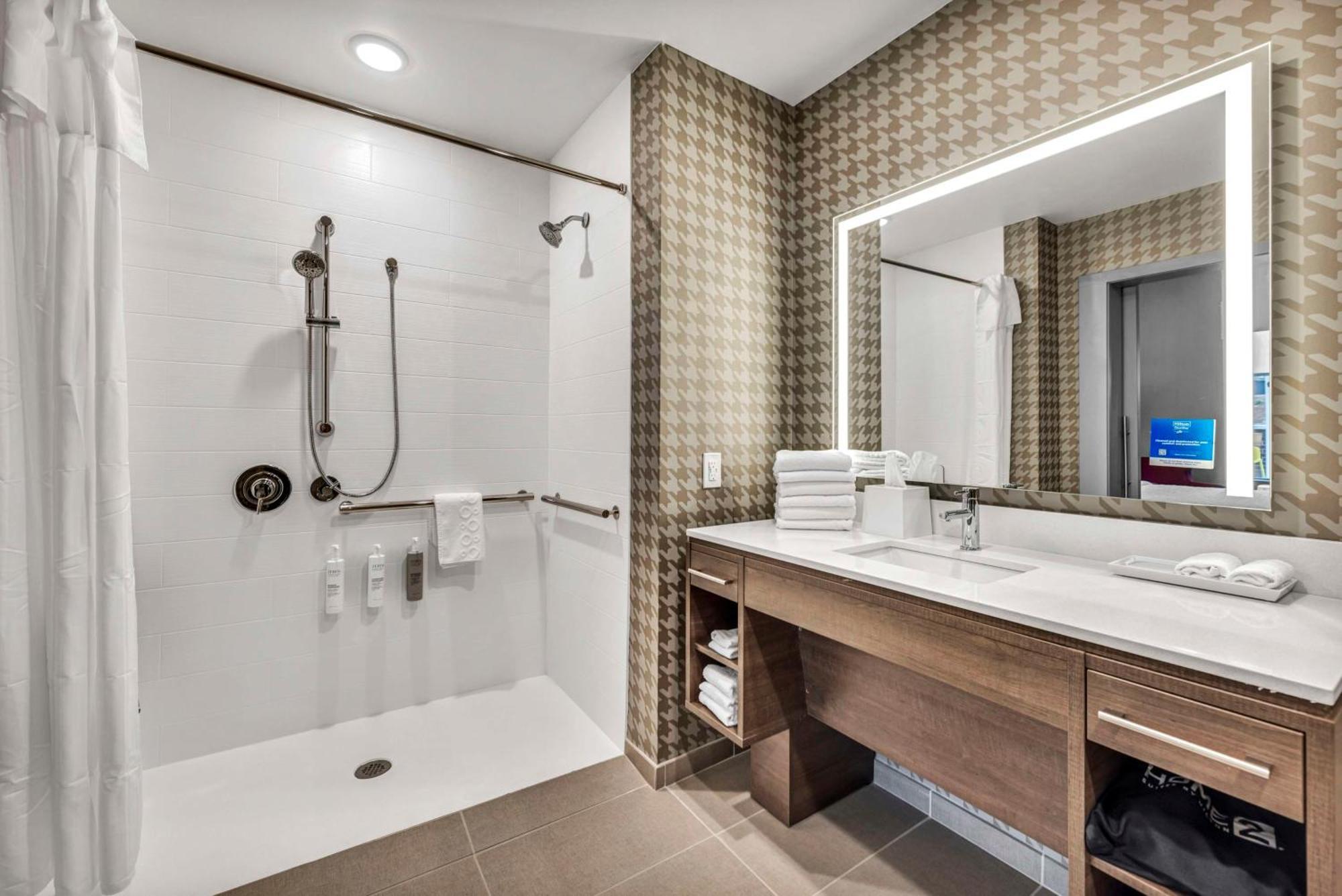 Home2 Suites By Hilton Raleigh West Lenovo Center Exteriér fotografie