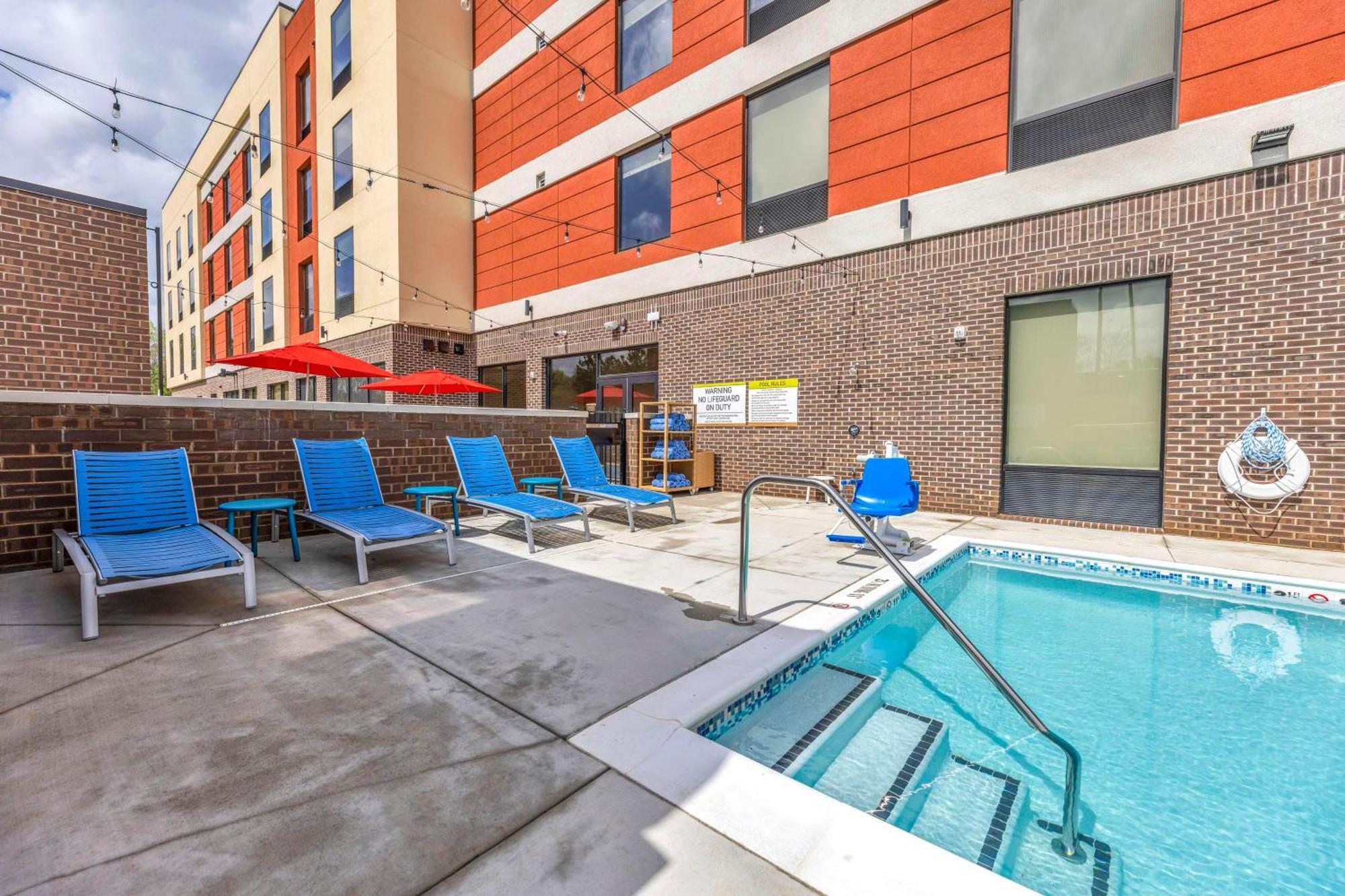 Home2 Suites By Hilton Raleigh West Lenovo Center Exteriér fotografie