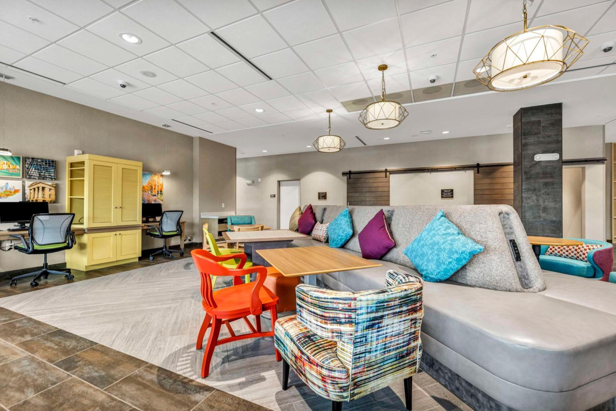 Home2 Suites By Hilton Raleigh West Lenovo Center Exteriér fotografie