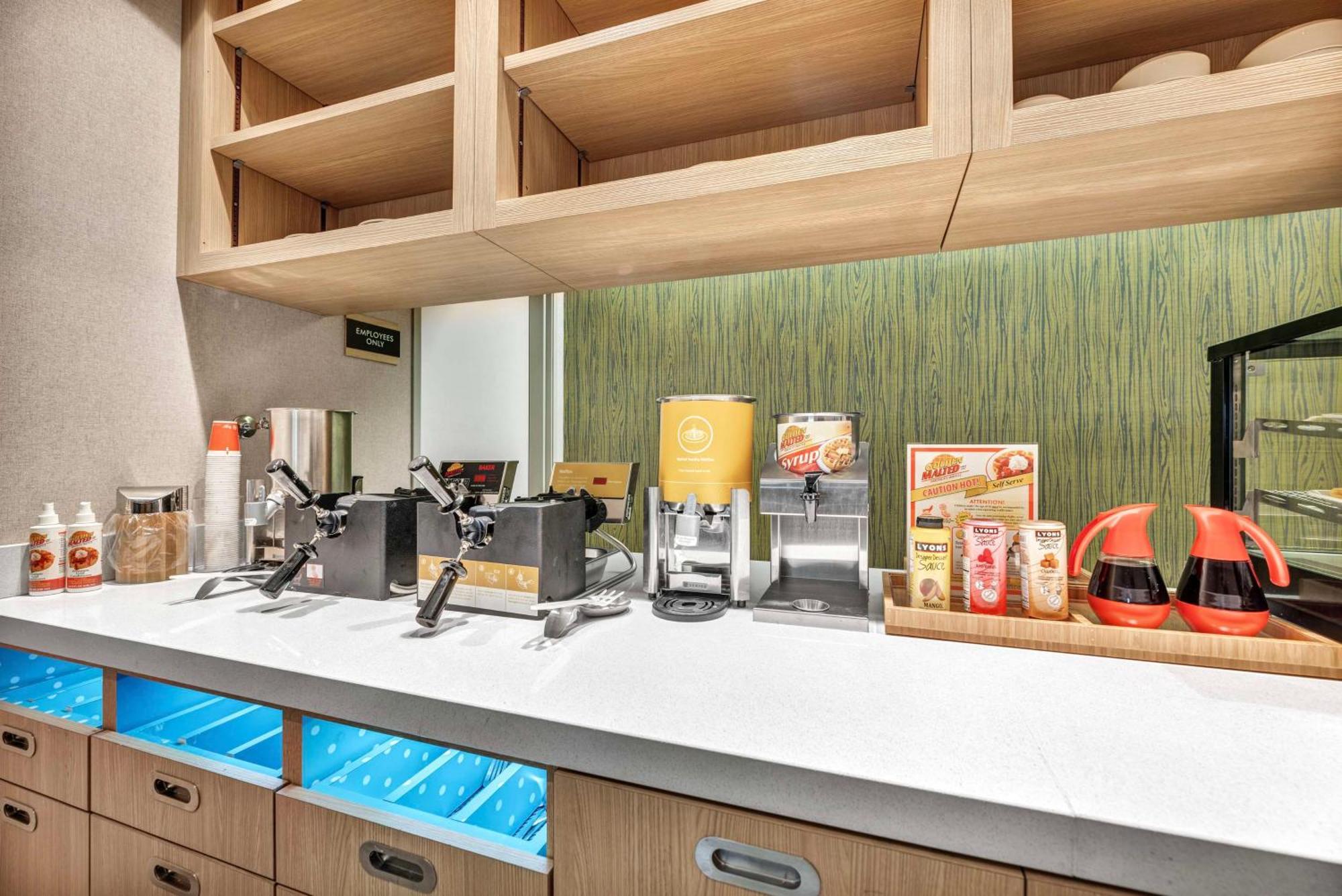 Home2 Suites By Hilton Raleigh West Lenovo Center Exteriér fotografie